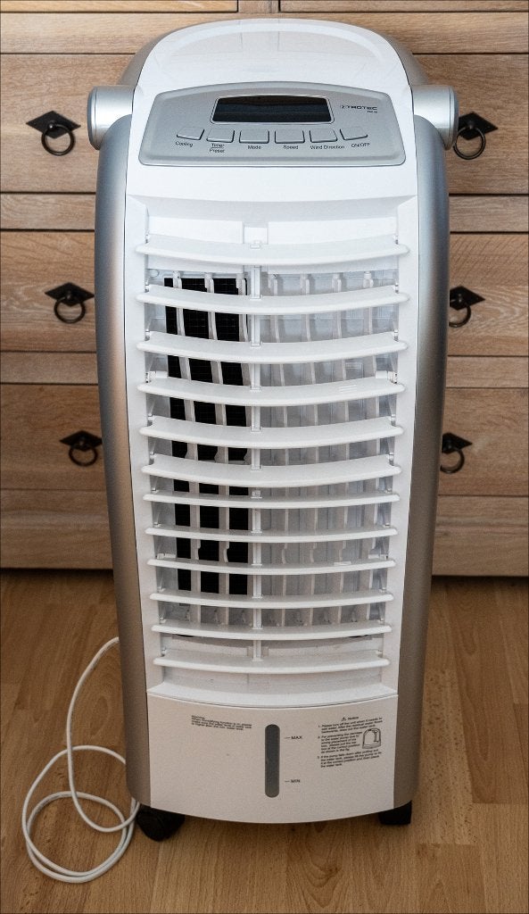 Mobiele airco, Elektronische apparatuur, Airco's, Ophalen, 3 snelheden of meer, Zo goed als nieuw, Koelen en Ontvochtigen