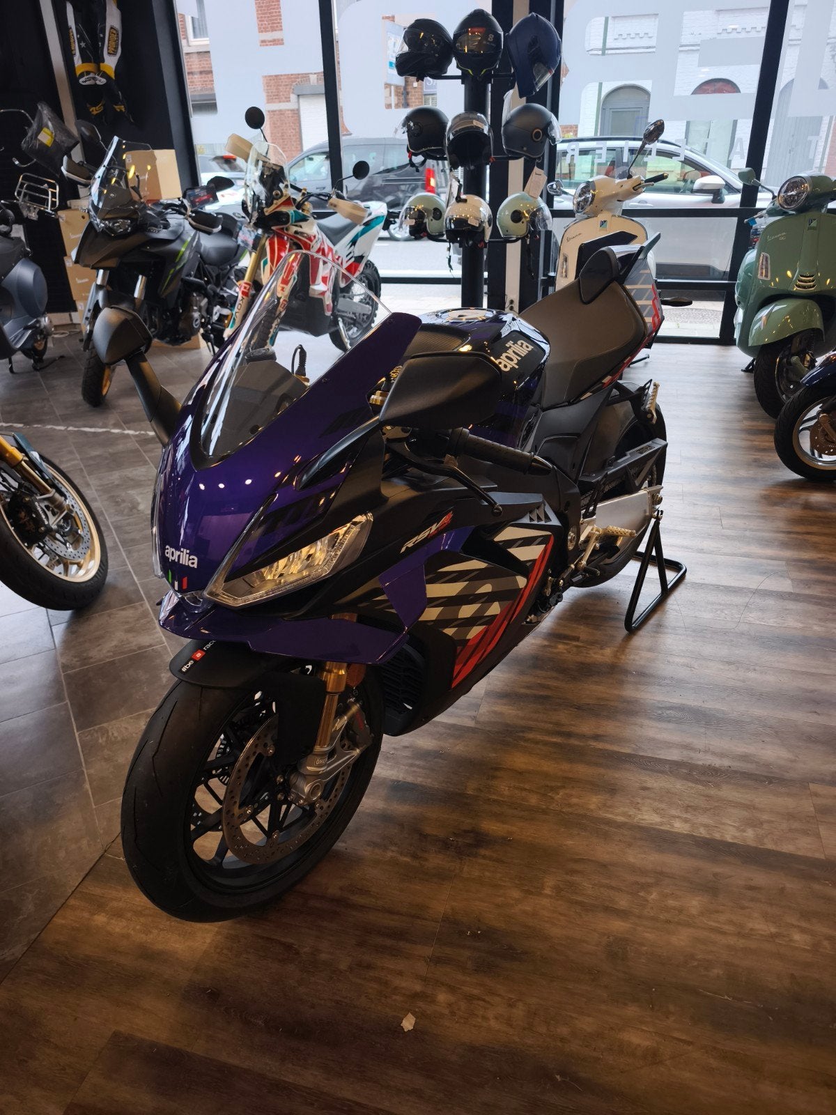 Aprilia Rsv4 factory 2026 39 km garantie 4 ans, Motoren, Motoren | Aprilia, Bedrijf