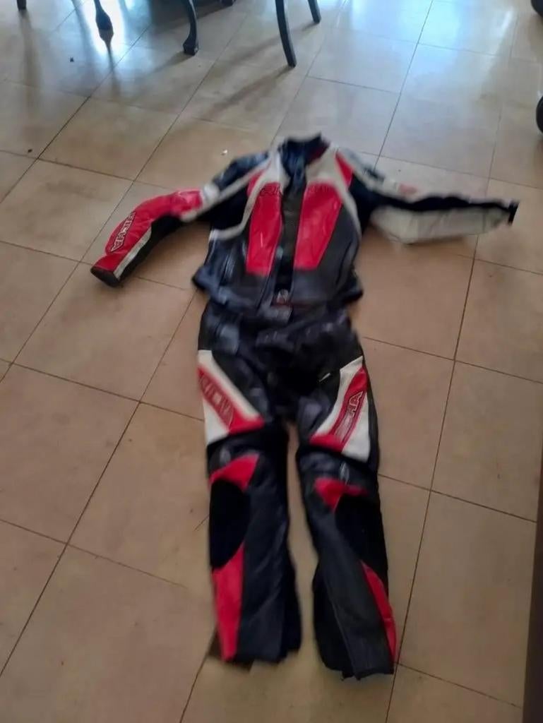 Richa 2 delig motor pak zo goed als nieuw, Motoren, Kleding | Motorkleding, Ophalen