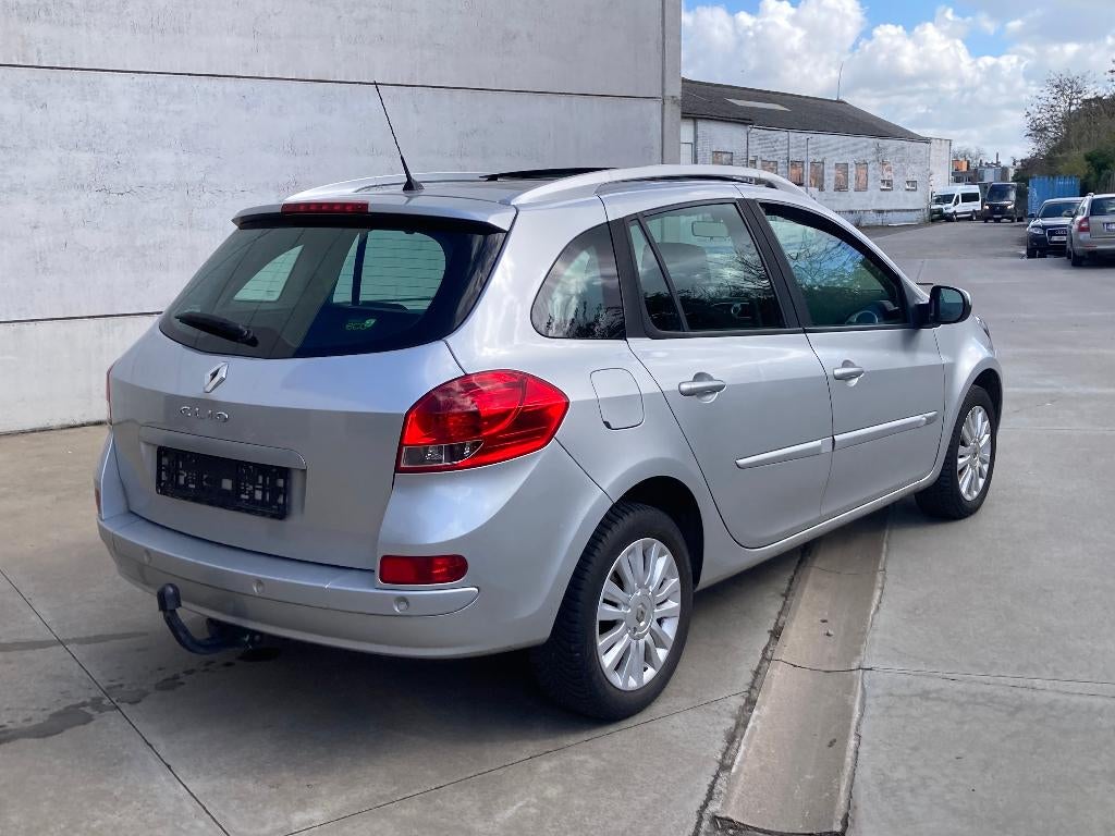 Renault Clio Break 1.2 TCE essence 2010 avec 106000km*Euro5*, Autos, Achat, Entreprise, 5 portes, 74 kW