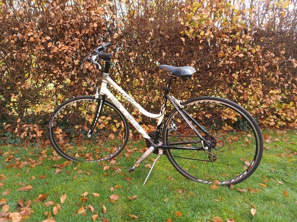 sportieve dames fiets, Ophalen, Zo goed als nieuw