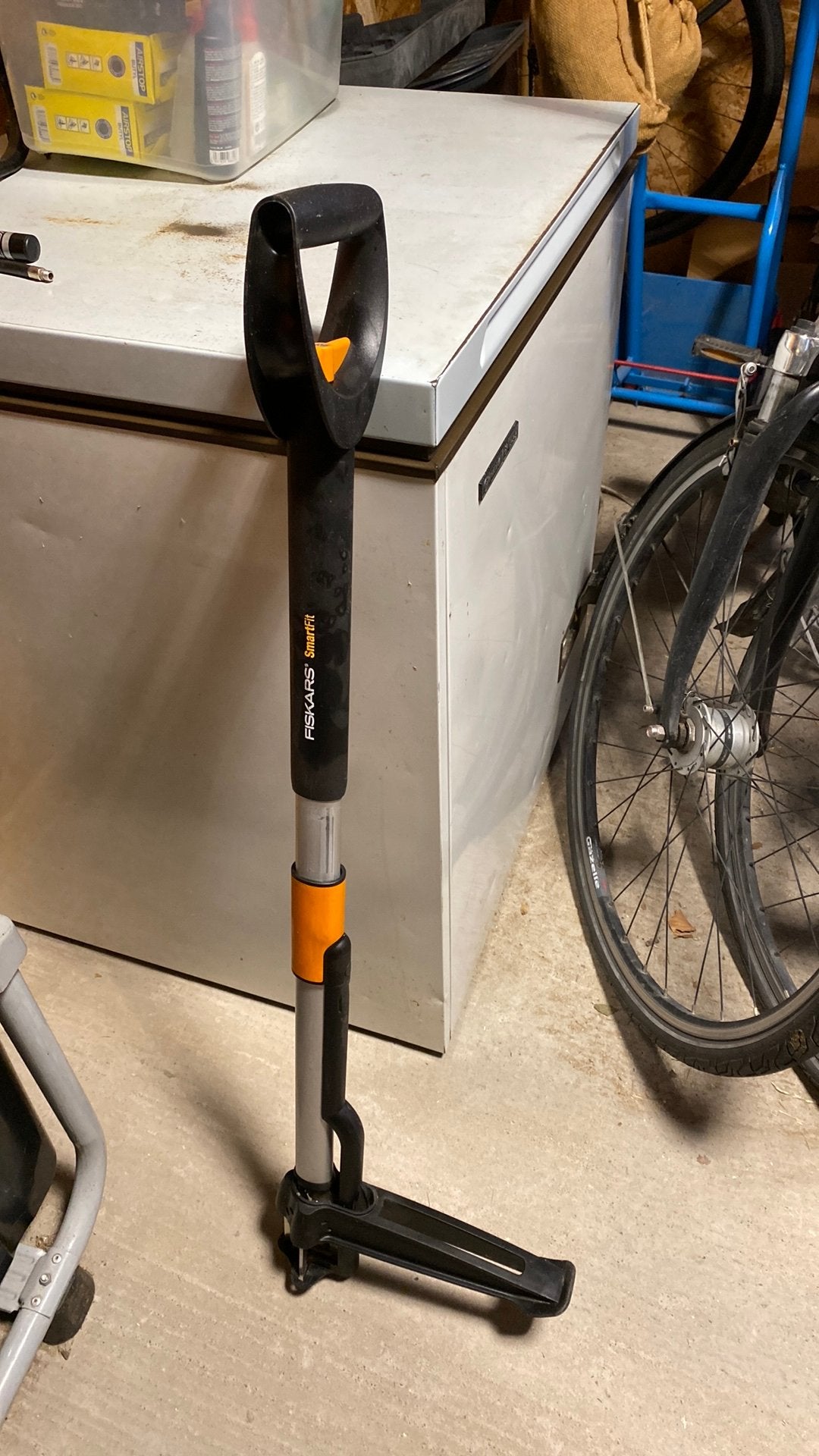 Fiskars smartfit (onkruid verwijderaar), Ophalen, Zo goed als nieuw