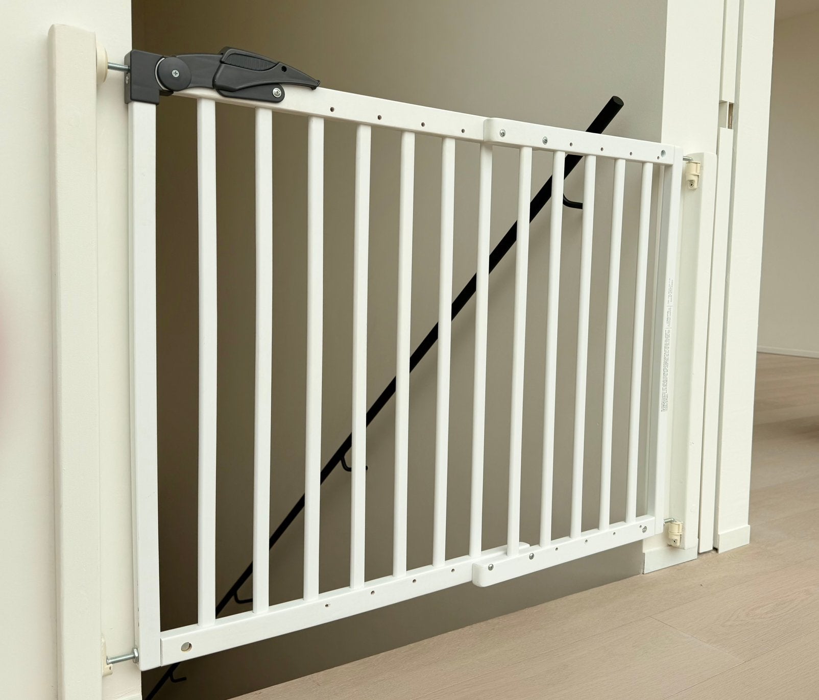 Fenss Oslo traphekje wit (71-102cm), Kinderen en Baby's, Traphekjes, Ophalen, Zo goed als nieuw