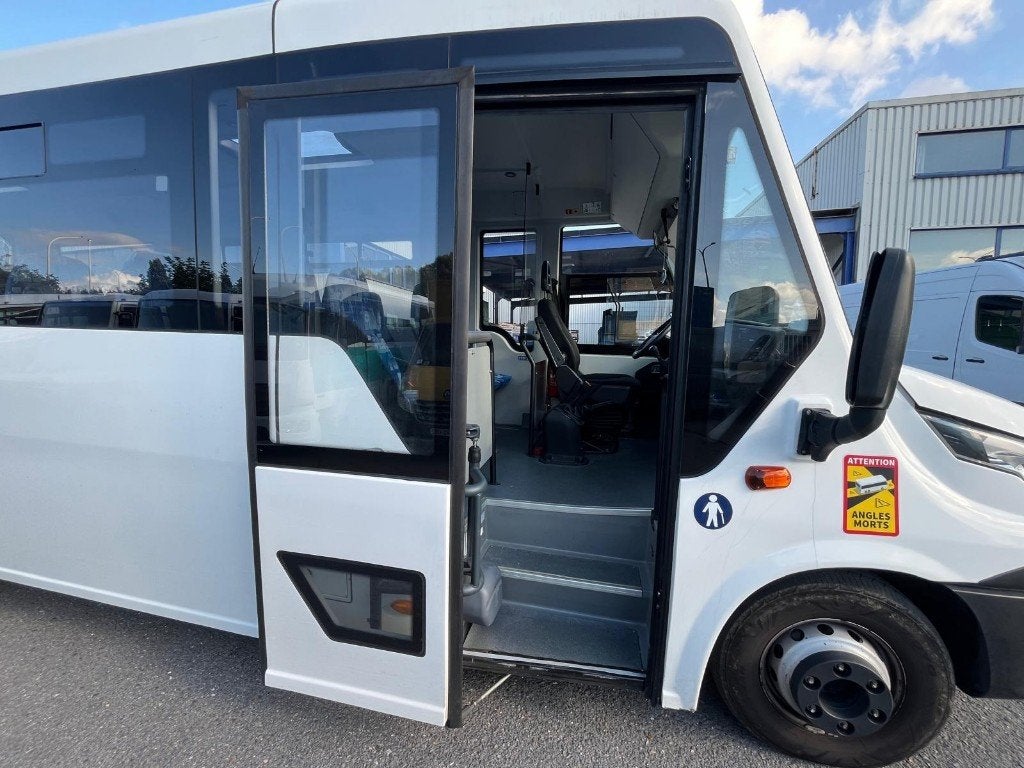 IVECO Indcar Mobi (Stock ID 11880) — 8