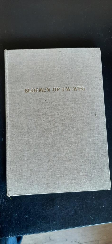 Bloemen op de weg  Artis uitgave 1951, Boeken, Ophalen of Verzenden, Nieuw