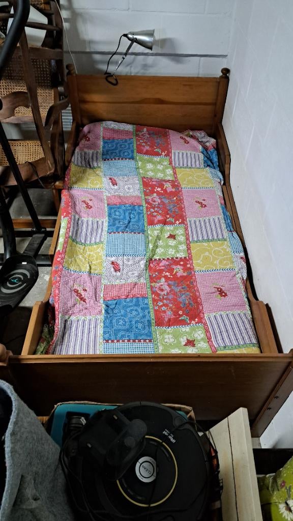 Lit enfant, Matelas, 70 à 85 cm, Enlèvement, Utilisé