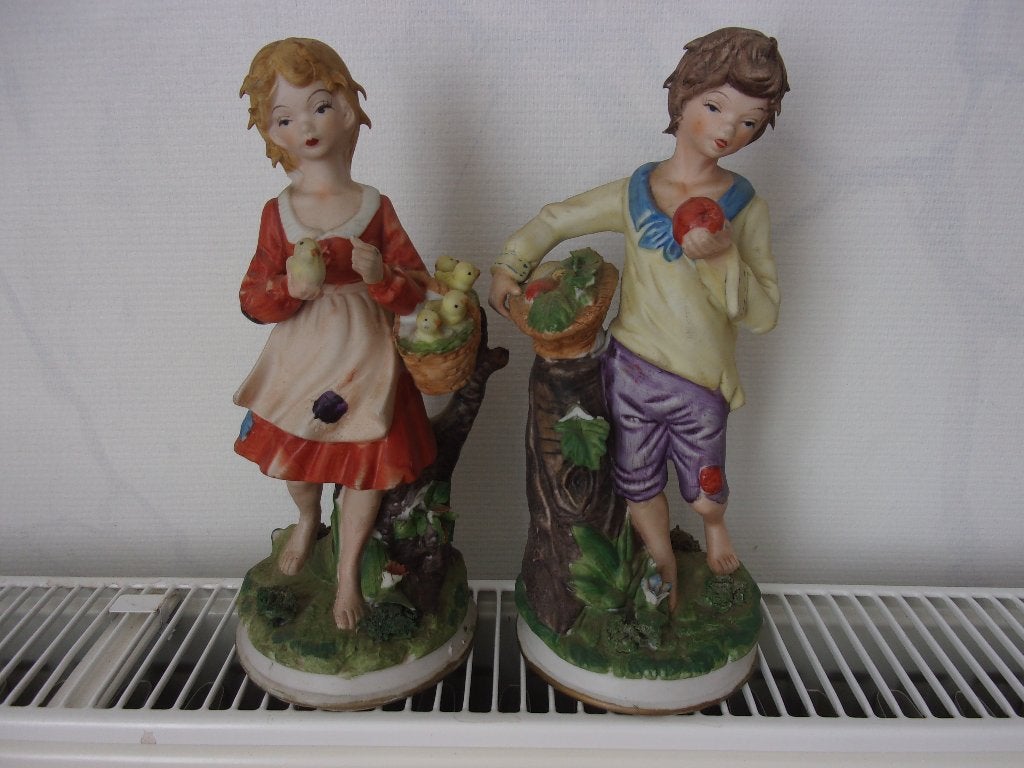 bibelot couple avec poussins, Enlèvement ou Envoi