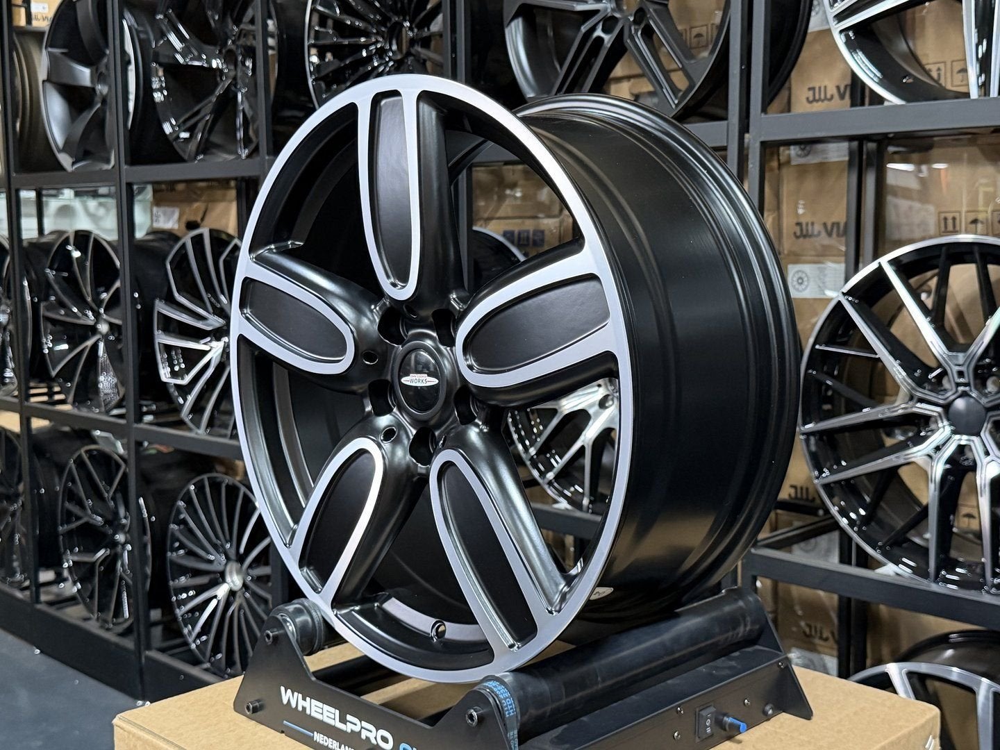 18'' Mini Cooper 509 JCW 5X112 Cooper S One Countryman, Neuf, Véhicule de tourisme, -, Pneu(s)
