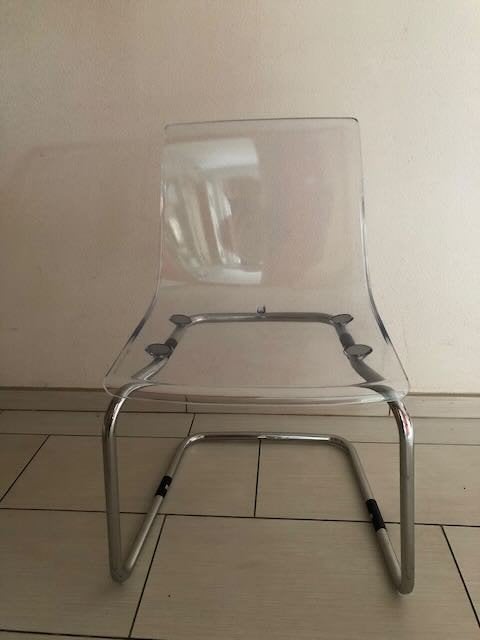 Chaise moderne, Autres couleurs, Comme neuf, Deux, Enlèvement