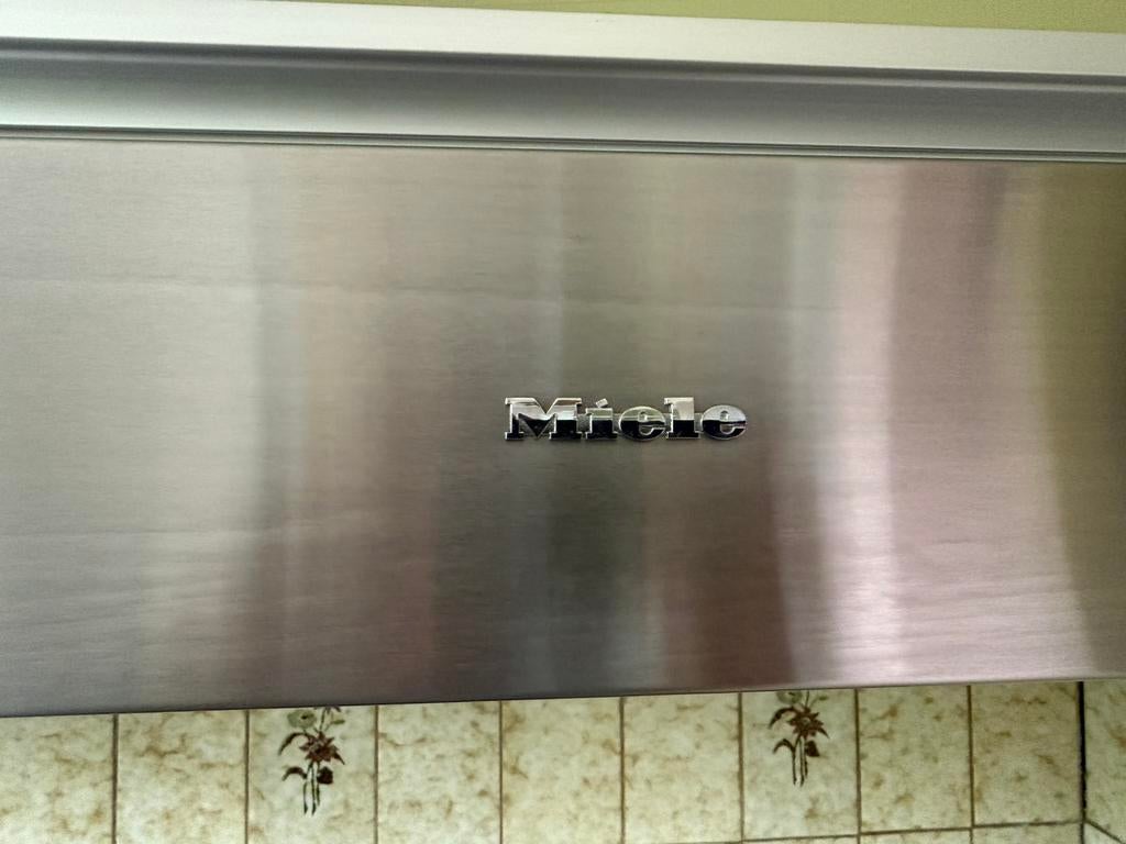 Hotte de cuisine Miele, Electroménager, Enlèvement, Utilisé, Encastré