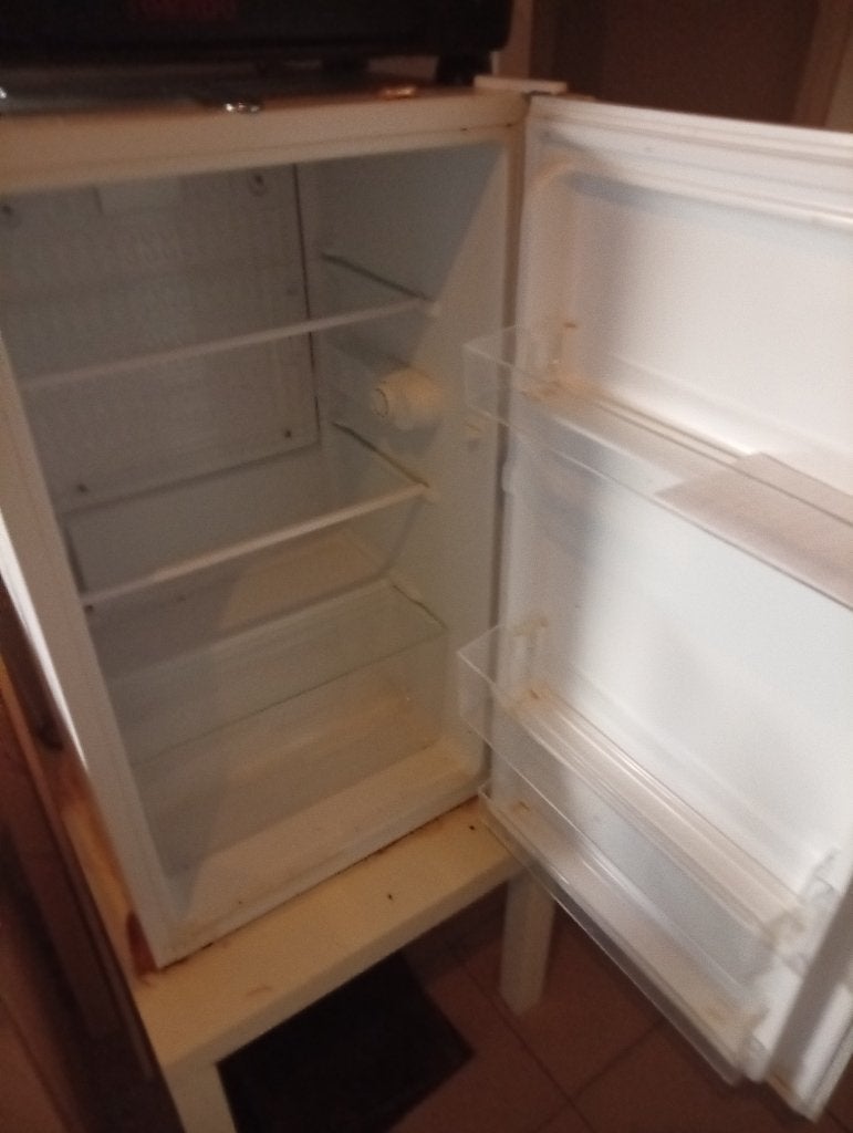 Frigo, Ophalen, Zonder vriesvak, Zo goed als nieuw, Energieklasse A of zuiniger