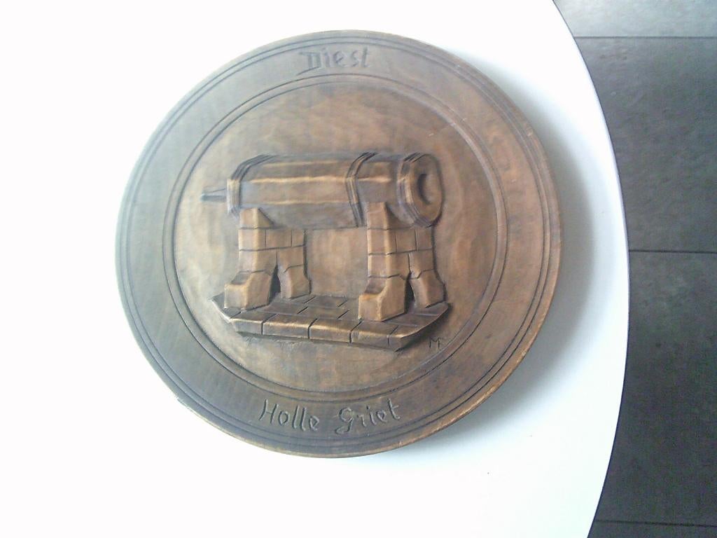 houten bord holle griet diest, Ophalen