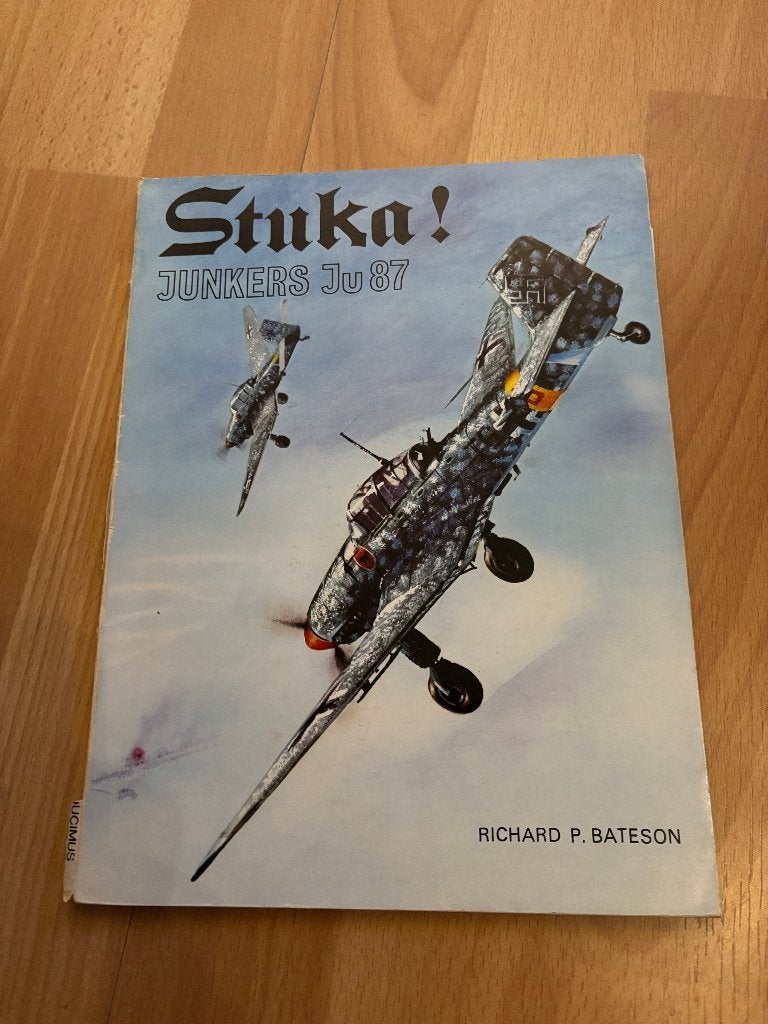 Stuka! Junkers Ju 87  (ww2), Boeken, Ophalen of Verzenden, Tweede Wereldoorlog, Gelezen, Luchtmacht