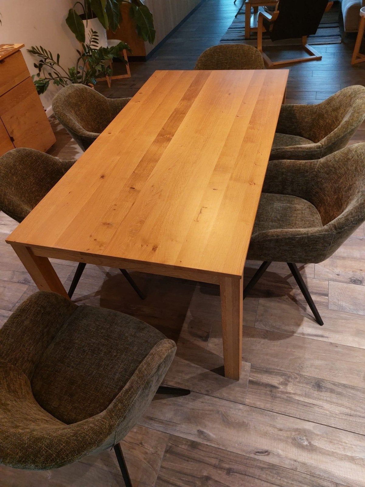 eettafel eik, Ophalen, Eikenhout
