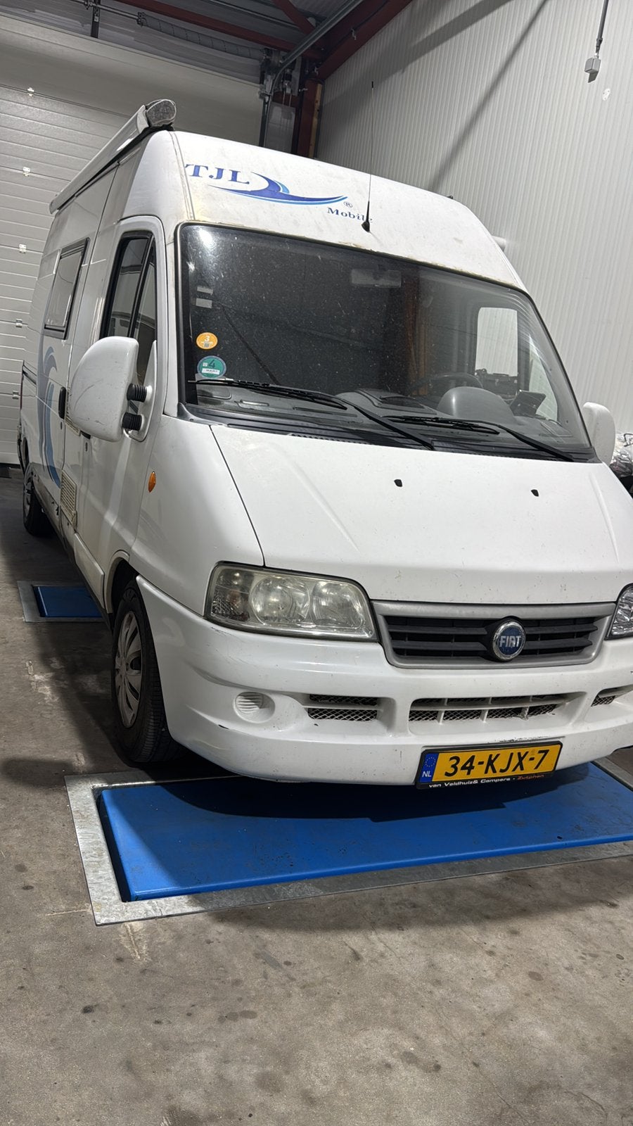 Fiat Ducato bus camper, Siège de train, Fiat, Boîte manuelle, 5 à 6 mètres