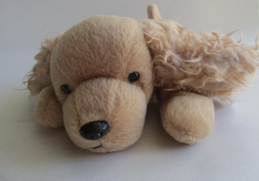 BEANIE BABIES: 11-1-1997-SPUNKY-COCKER SPANIEL-BRUIN-L21cm., Verzenden