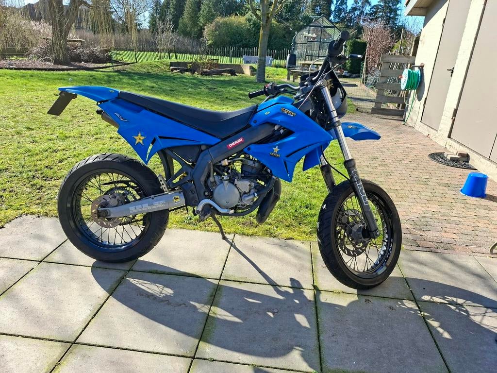 Te koop: Derbi Senda SM50 (2005) ️, Fietsen en Brommers, Ophalen, 6 versnellingen, Gebruikt, Klasse B (45 km/u)