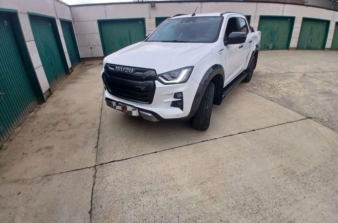 Isuzu di.max full 2024 40.ooo km Bonne prix, Cuir, Achat, Euro 6, Noir