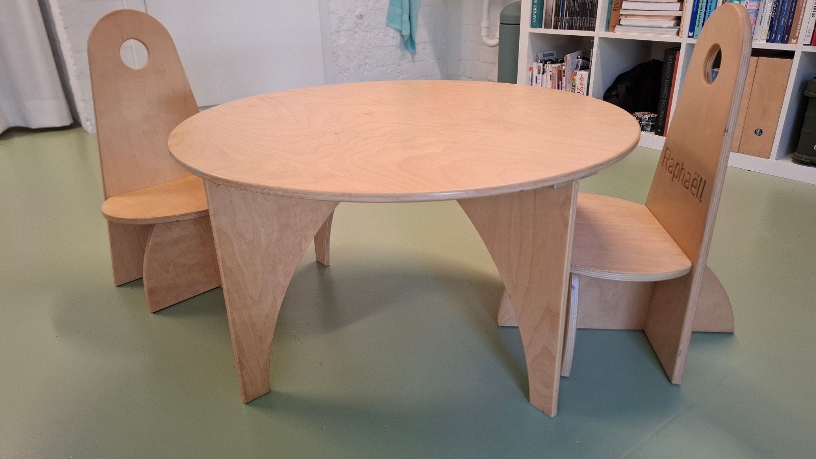 kinderstoeltje en tafeltje, Ophalen, Stoel