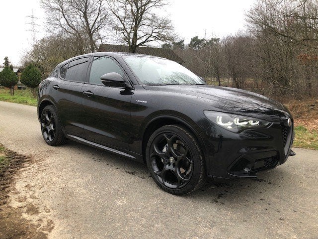 Alfa Romeo Stelvio Veloce Q4 04-2023 280 ps 80 k, Autos, Alfa Romeo, Cuir, Achat, Euro 6, Noir