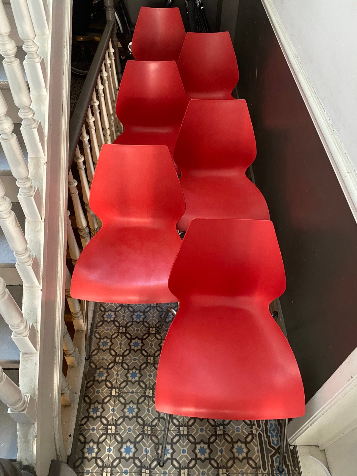 Lot de 6 chaises Maui, Vico Magistretti pour Kartell, 2005, Huis en Inrichting, Ophalen, Gebruikt, Rood, Vijf, Zes of meer stoelen