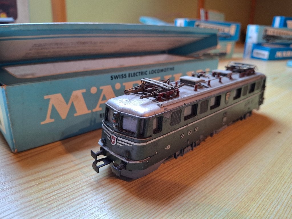Märklin 3050 – Zware Zwitserse E-loc Ae 6/6 "Bern" SBB, Ophalen, Wisselstroom, Gebruikt, Locomotief