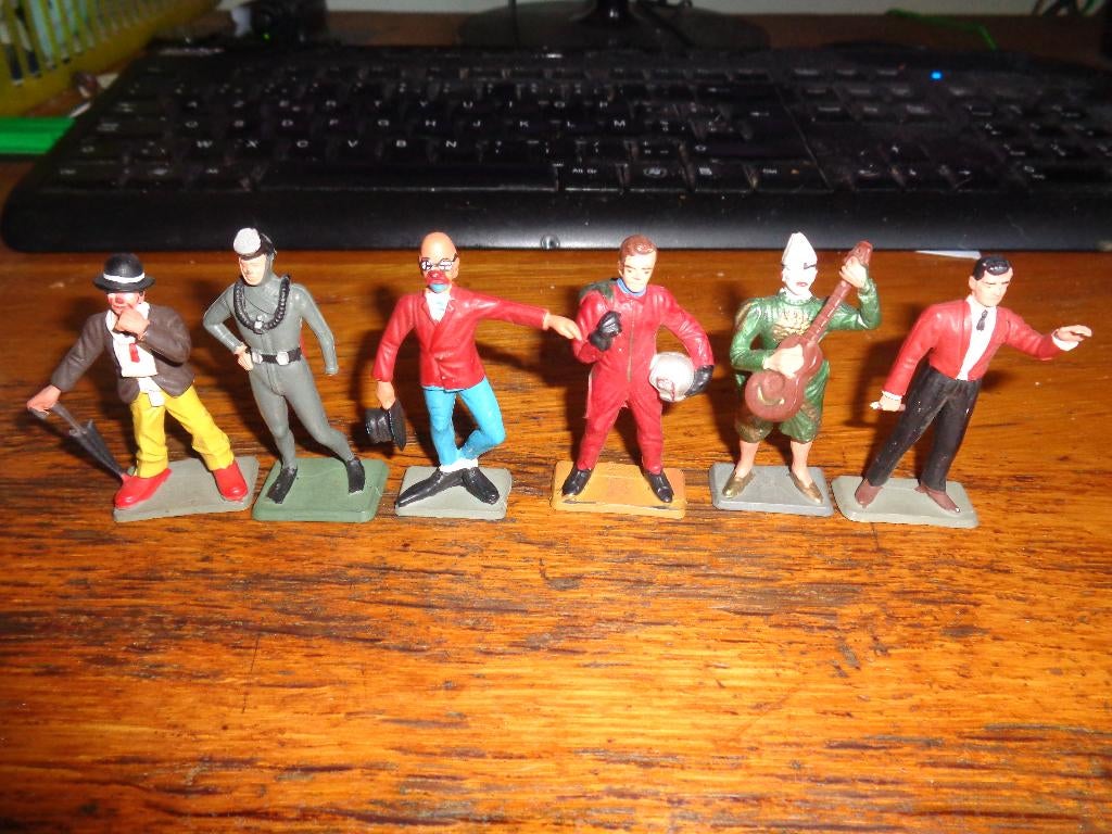 Starlux figuren, Verzamelen, Ophalen, Zo goed als nieuw