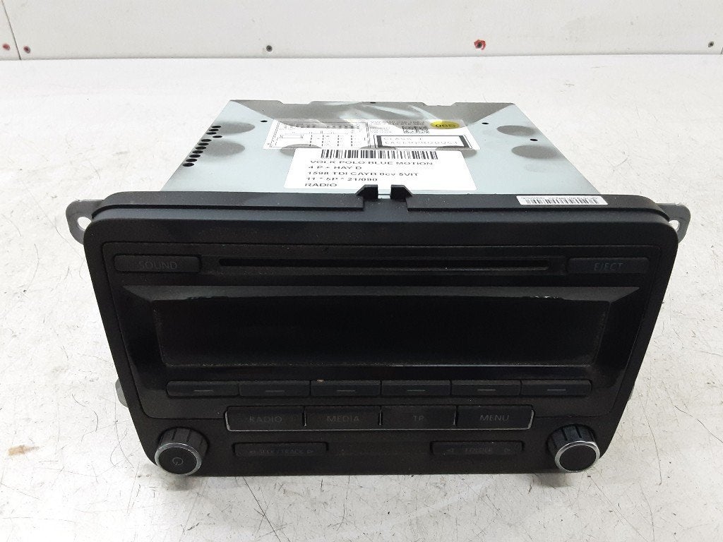 RADIO Volkswagen Polo V (6R) (VW-5M0035186J), Gebruikt, Volkswagen, Mevr. I. Hauben, Rue de l'Espoir 34 34
4030  GRIVEGNÉE, BE