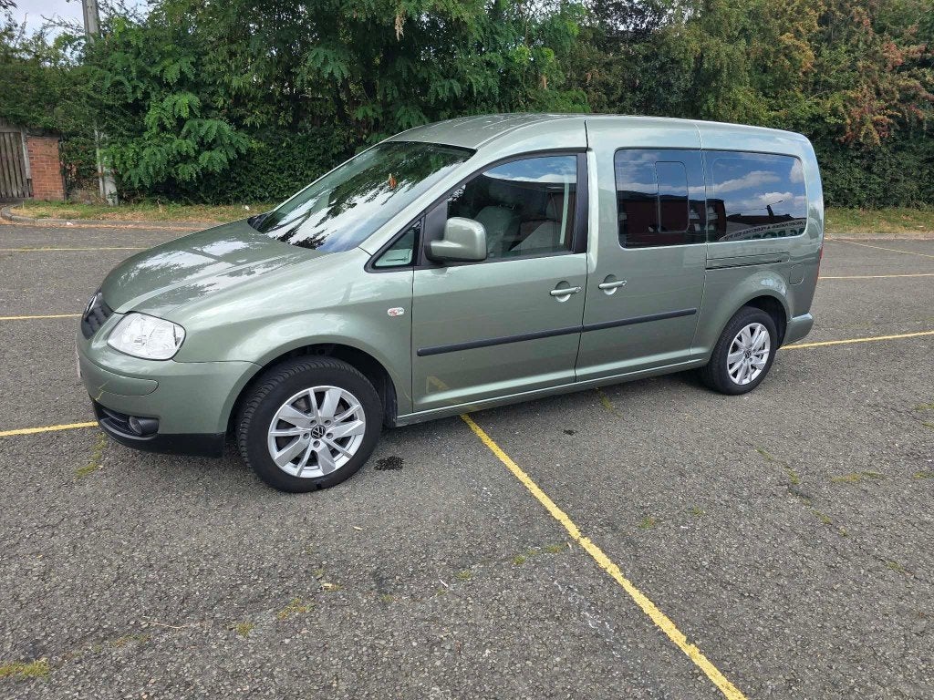 VW Caddy 1.9tdi 110.000km 7 zitplaatsen, Auto's, Dealer onderhouden, Stof, 7 zetels, Diesel
