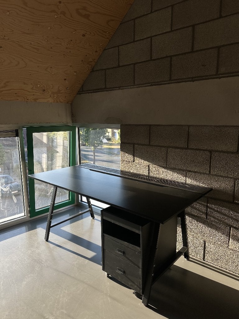 Bureau 160x80 cm, Ophalen, Zwart, 160 cm, Metaal