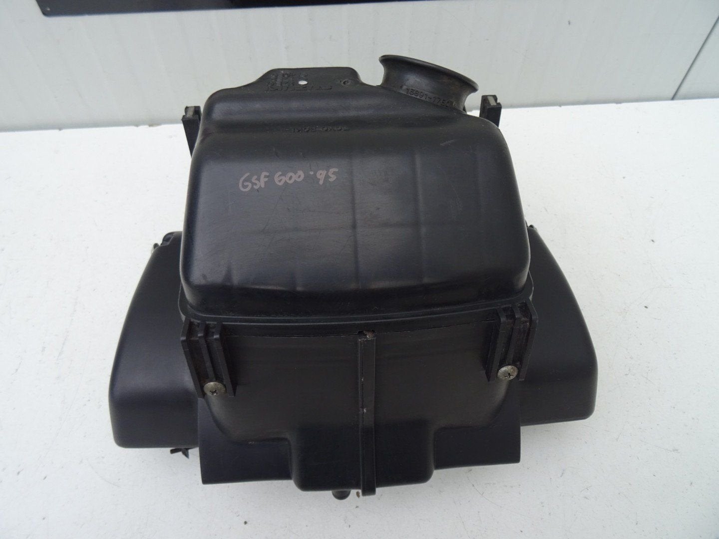 Airbox / Luchtfilterbox Suzuki GSF600 / Bandit 600 1995-1999, Motos, -, Utilisé, -, -