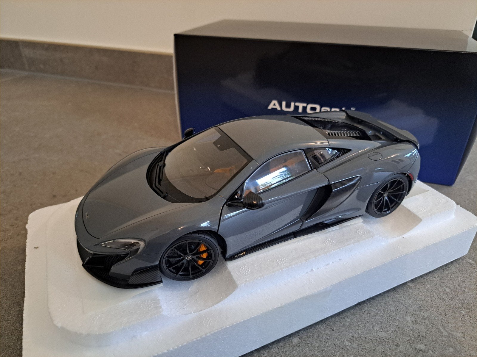 AUTOart Mclaren 675LT Chicane Grey 1/18 Nieuw, Ophalen of Verzenden, Nieuw, Auto, Autoart