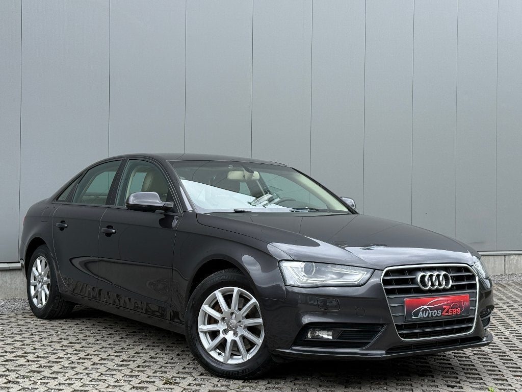 Audi A4 2.0 TDi Multitronic Xenon Cruise Navi ParkSensor, Autos, Cuir, Achat, Entreprise, 1968 cm³