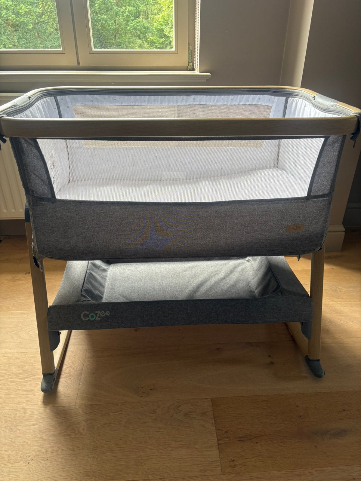 Cozee cosleeper oat met schommelstand en aerosleep matrasje, Kinderen en Baby's, Ophalen, Zo goed als nieuw, Wieg