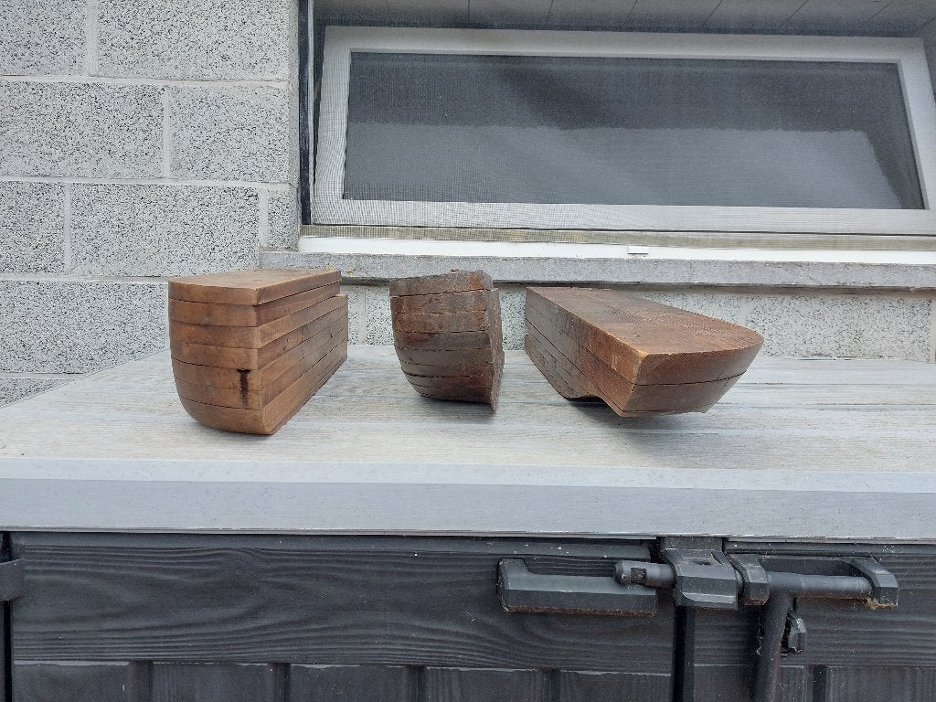 3 antieke half-hull scheepsmodellen, Ophalen
