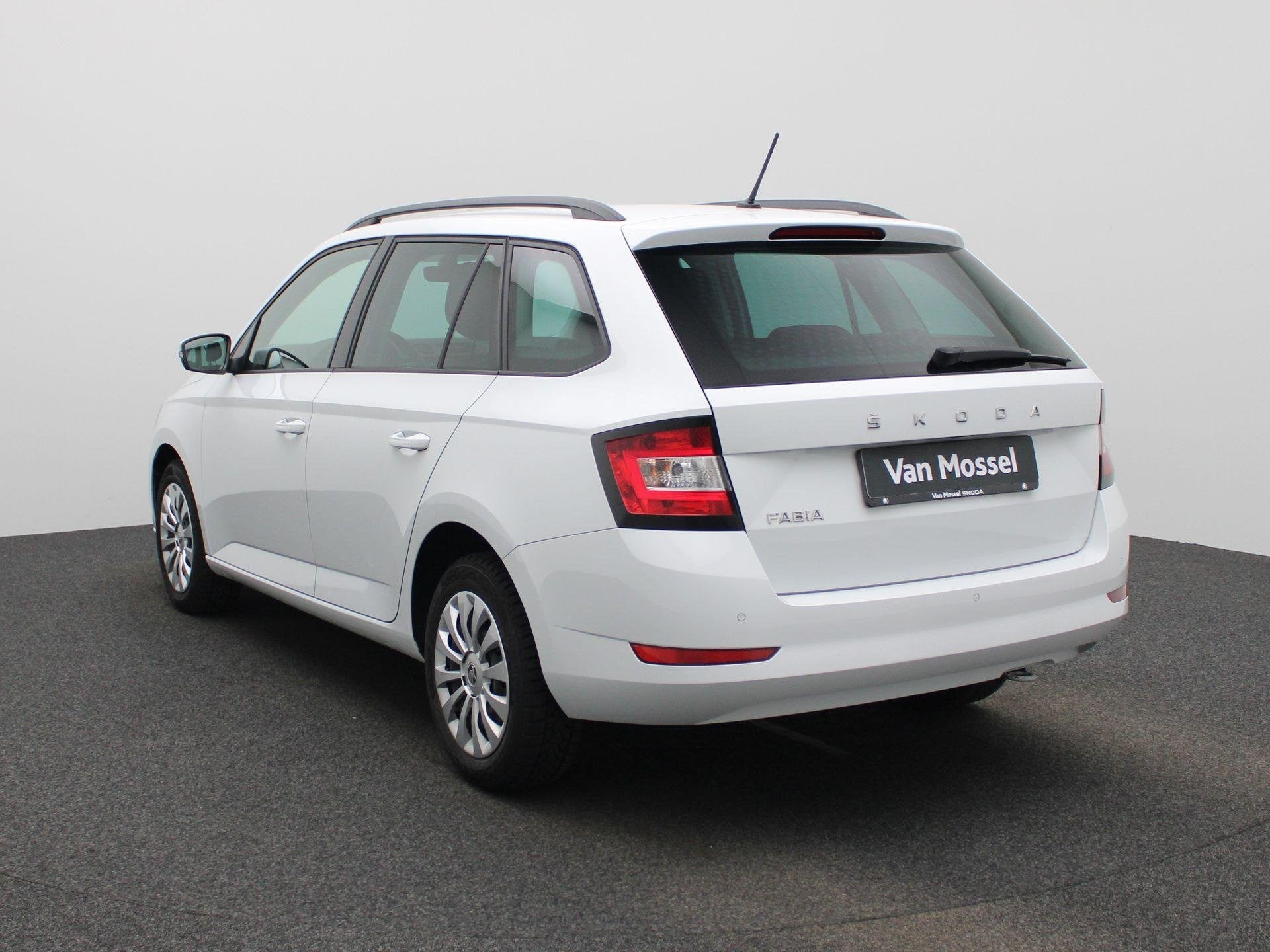 Skoda Fabia Combi 1.0 TSI 70kW Ambition, Auto's, Voorwielaandrijving, Stof, Gebruikt, 1136 kg