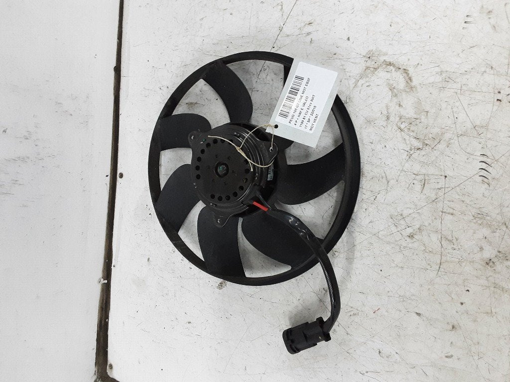 VENTILATEUR RADIATEUR MOTEUR Peugeot 108 (01-2014/-), Autos : Pièces & Accessoires, Climatisation & Chauffage, Peugeot, Utilisé