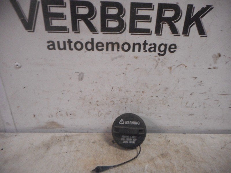 TANKDOP Opel Agila (B) MPV 1.2 16V (K12B) (01-2008/10-2014), Gebruikt, Opel, Opel Automobile GmbH, Kontakt-opel@opel.com