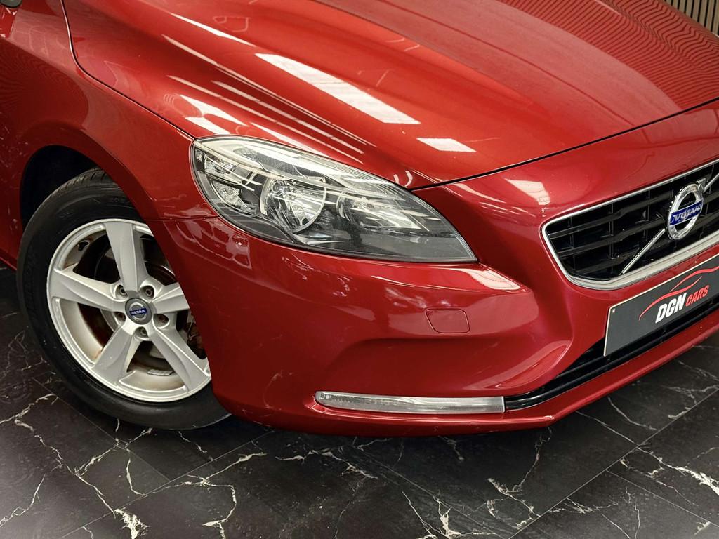 Volvo V40 V40 1.6 D2 Ocean Race Powershift (bj 2014), Auto's, Volvo, Automaat, Gebruikt, Zwart, 4 cilinders