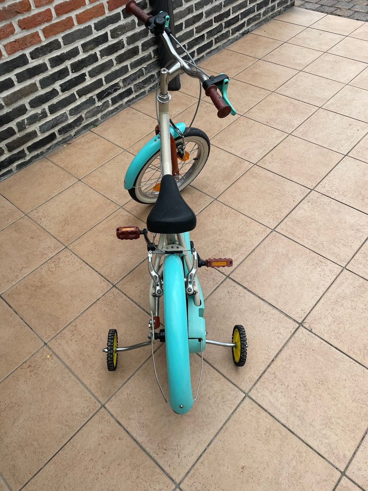 Vélo pour enfants 16 pouces avec roues d'entraînement, Vélos & Vélomoteurs, Enlèvement, Comme neuf, Stabilisateurs