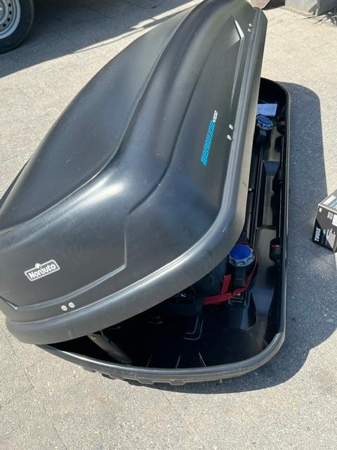 Dakkoffer 420 liter Norauto Bermude 4100 met bevestiging, Ophalen, Gebruikt