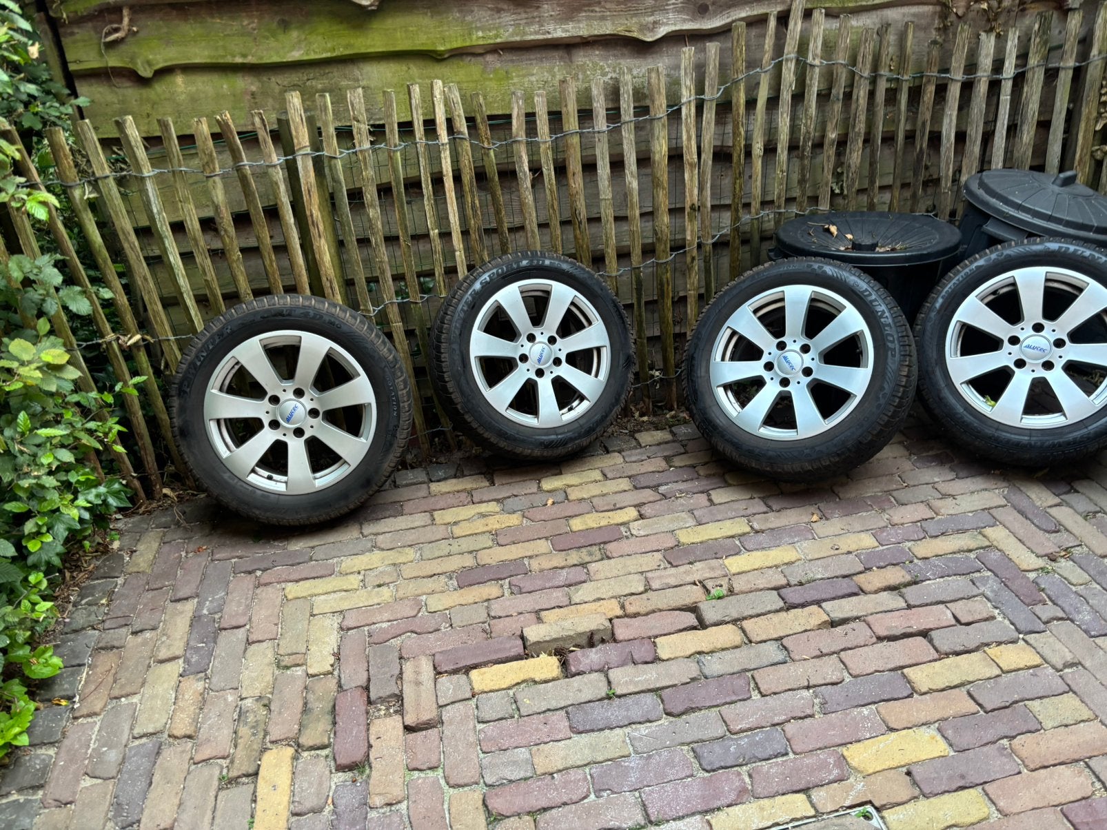 Mooie velgen alutec 205/55 R16 et waarde : et39, Ophalen, Winterbanden, Velg(en)