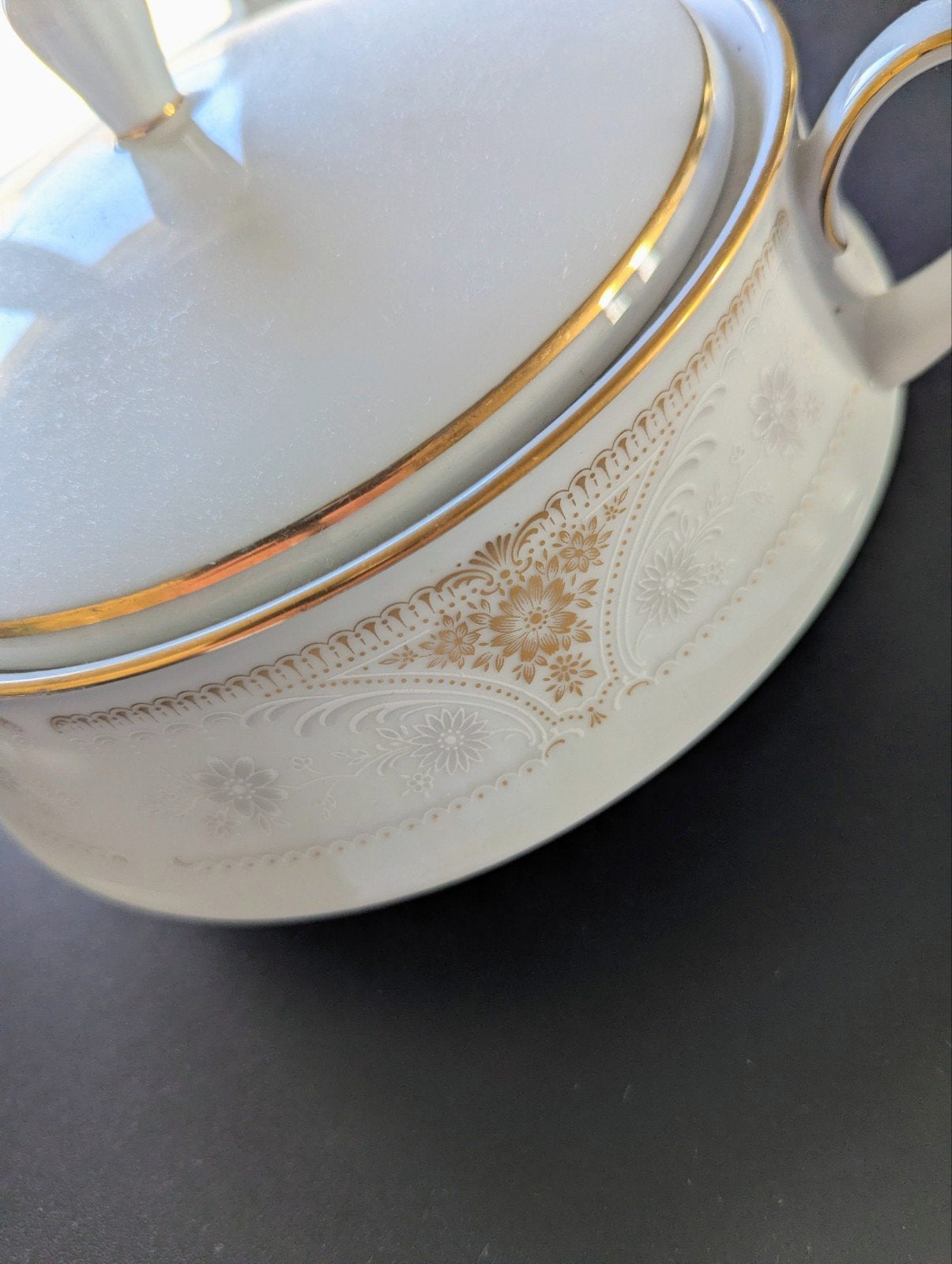 Noritake highclere soepterrine, Ophalen
