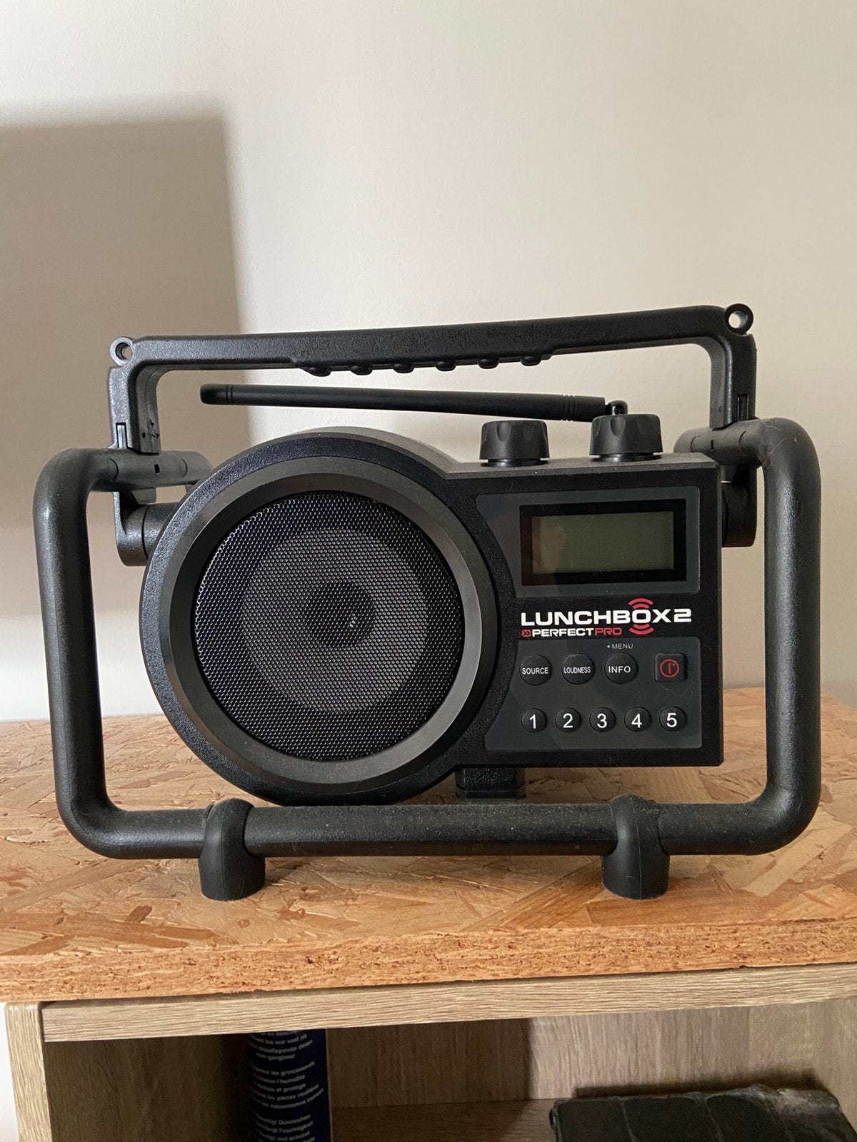 Werfradio, Ophalen, Zo goed als nieuw