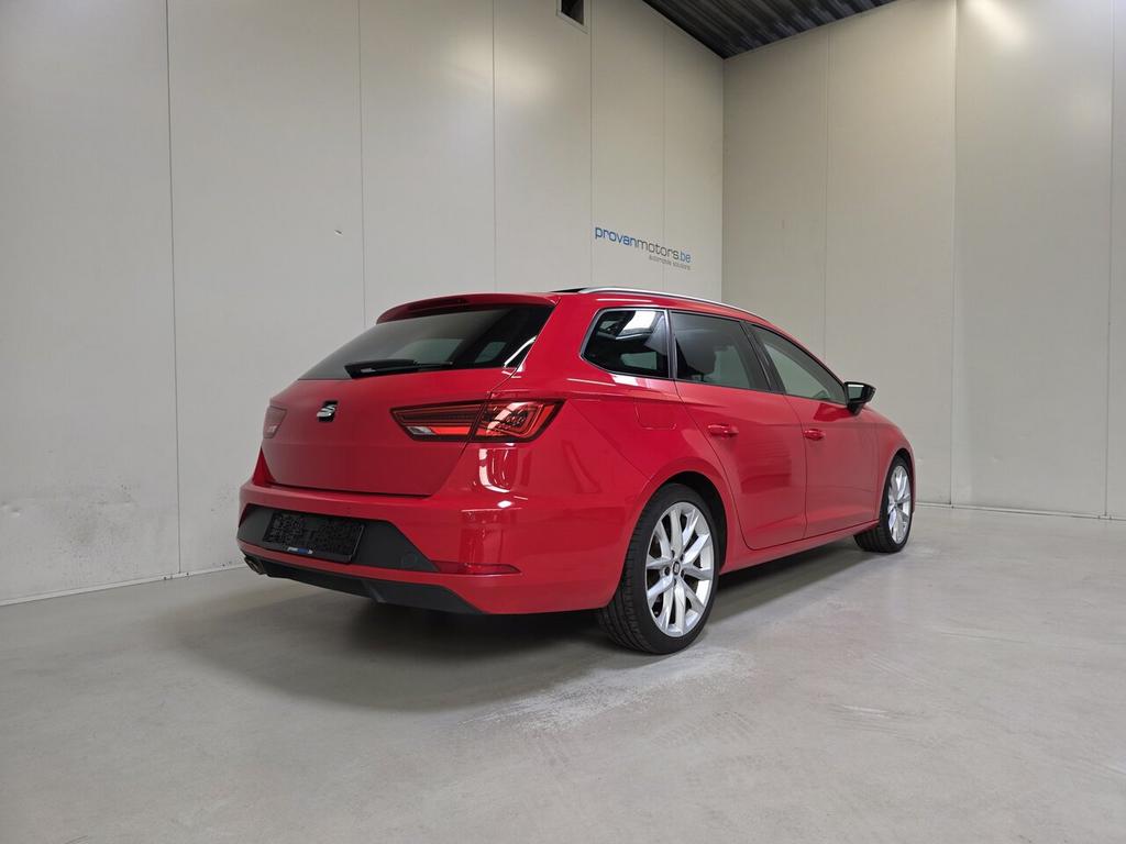 Seat Leon ST 1.5 Benzine Autom. - FR Line - Pano - Topstaat, Auto's, 1498 cc, 4 cilinders, https://public.car-pass.be/vhr/88138de9-e9b5-488f-8ec9-282d284f0b82