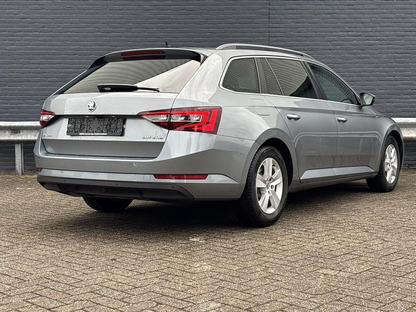Skoda Superb Combi 1.6 TDI Style Business | € 6.500,- NETTO!, Achat, Entreprise, Boîte manuelle, Superb