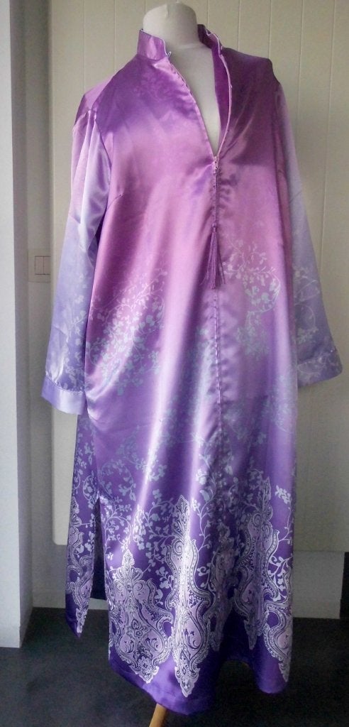 NOUVEAU  Très Beau Kimono/ Robe  Taille :44, Vêtements | Femmes, Enlèvement, Neuf, Taille 42/44 (L), Bleu