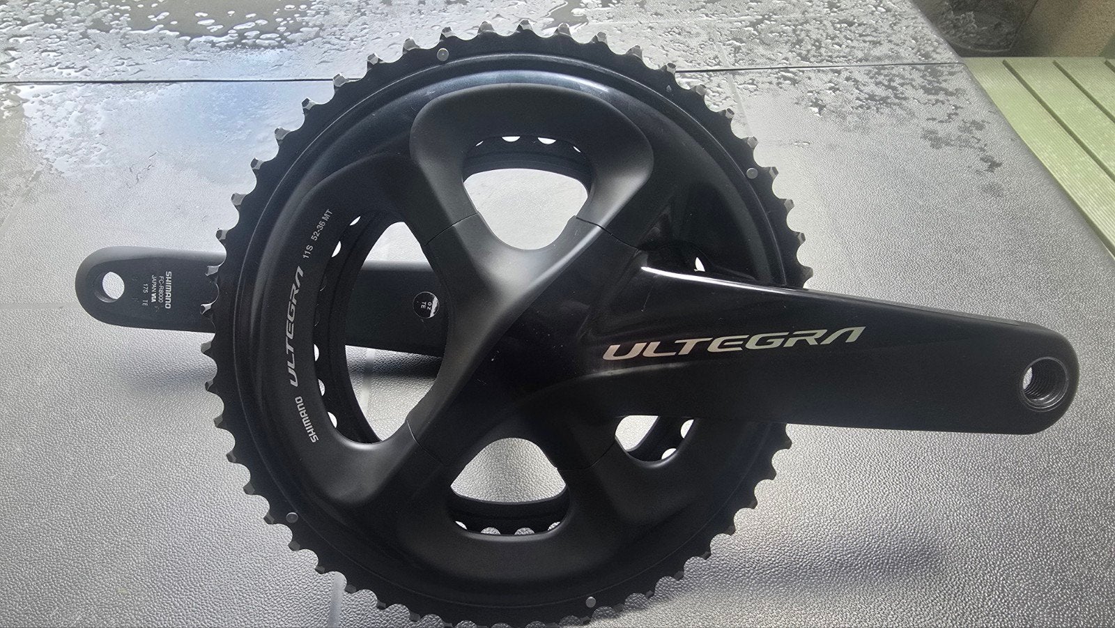 Pedalier Shimano ultegra r8000