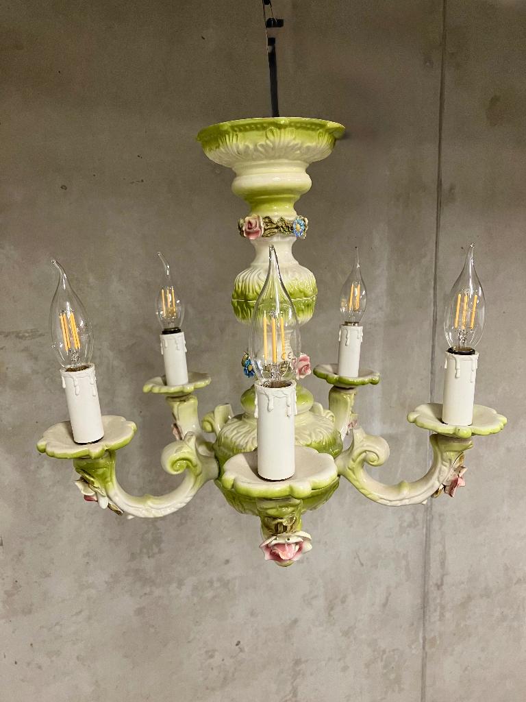 Porseleinen luster / Kroonluchter in Capodimonte stijl, Huis en Inrichting, Lampen | Kroonluchters, Ophalen, Gebruikt, Overige materialen