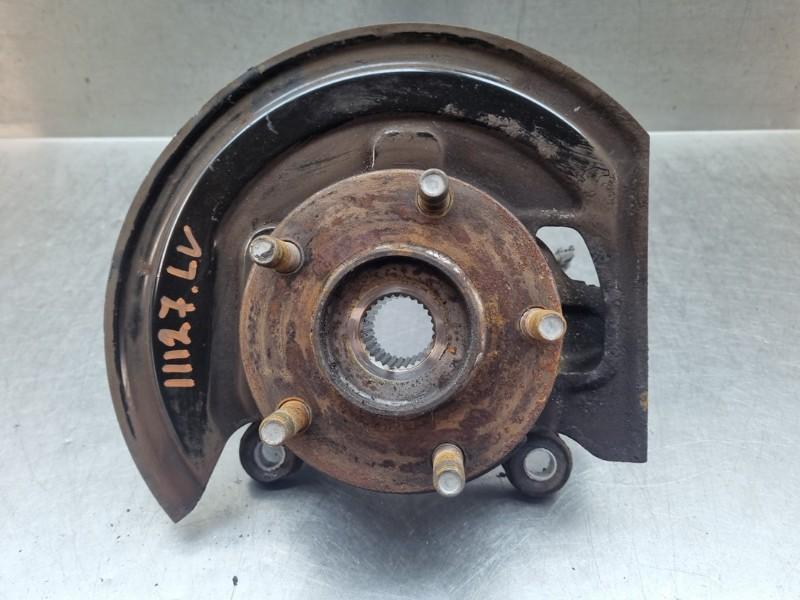 MOYEU DE ROUE AVANT 5 Gats Nissan Pulsar (C13) (01-2013/-), Dhr. M. Roggen, Stadsweg 37 37
9917 PV  WIRDUM GR., NL, Nissan, Utilisé